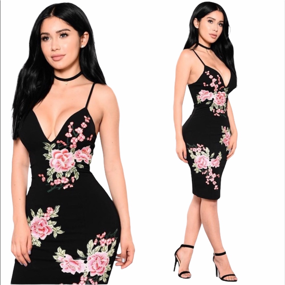 NWT Boutique V Neck Floral Roses Stretch Bodycon Bandage Dress S